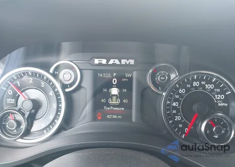 2021 Ram 1500 Big Horn 4X2 6'4 Box from USA, damaged, VIN 1C6RREBG8MN748998